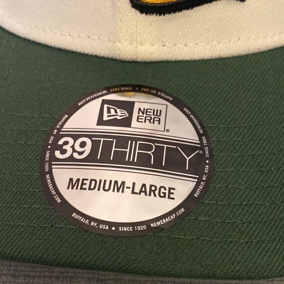 New Era Cream/Green Green Bay Packers Sideline 39THIRTY 2-Tone Flex Hat M/L - Picture 8 of 9
